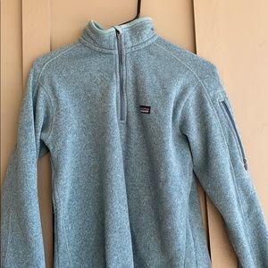 Turquoise Patagonia sweatshirt